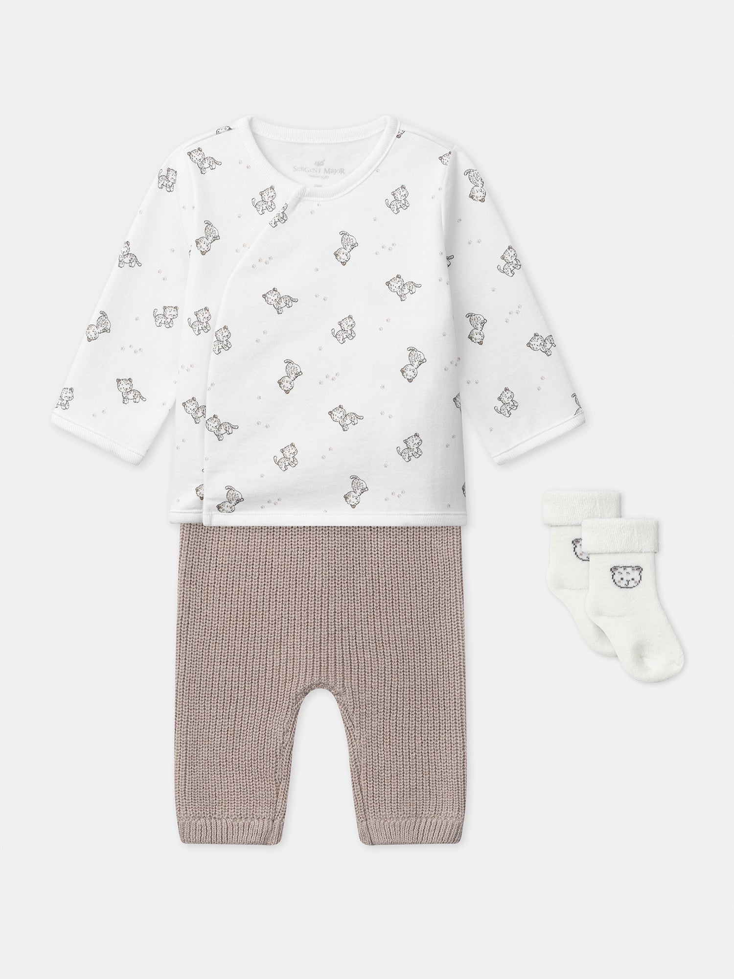 Mixed Birth Set with Printed Bra + Pants + Socks