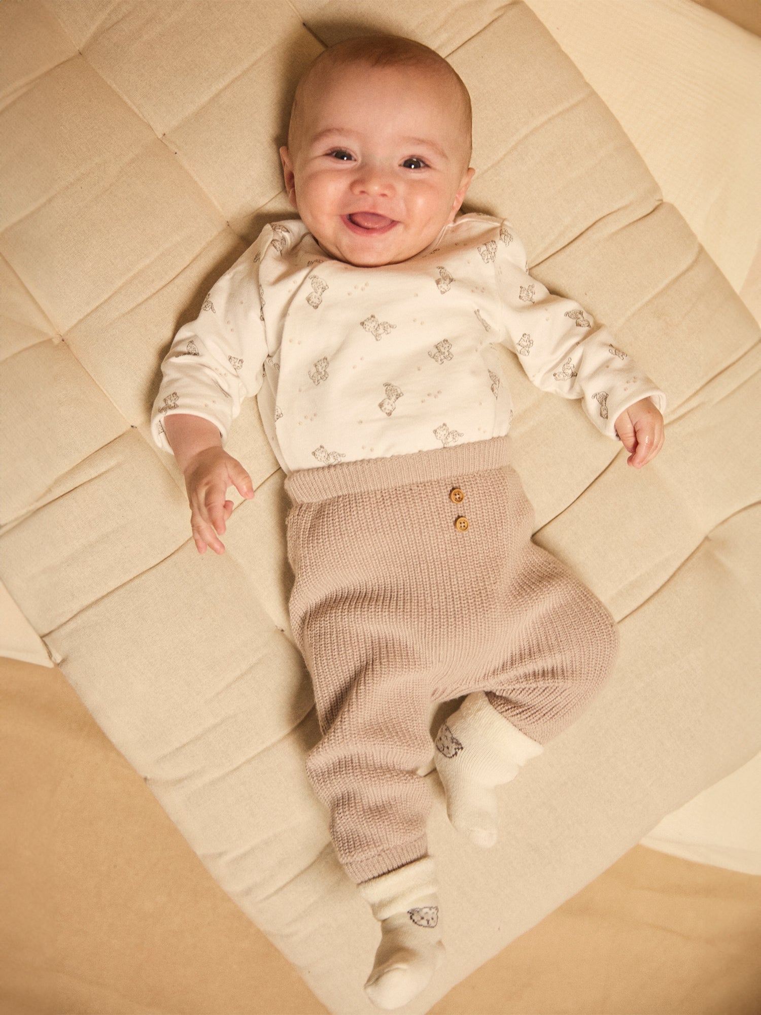 Mixed Birth Set with Printed Bra + Pants + Socks