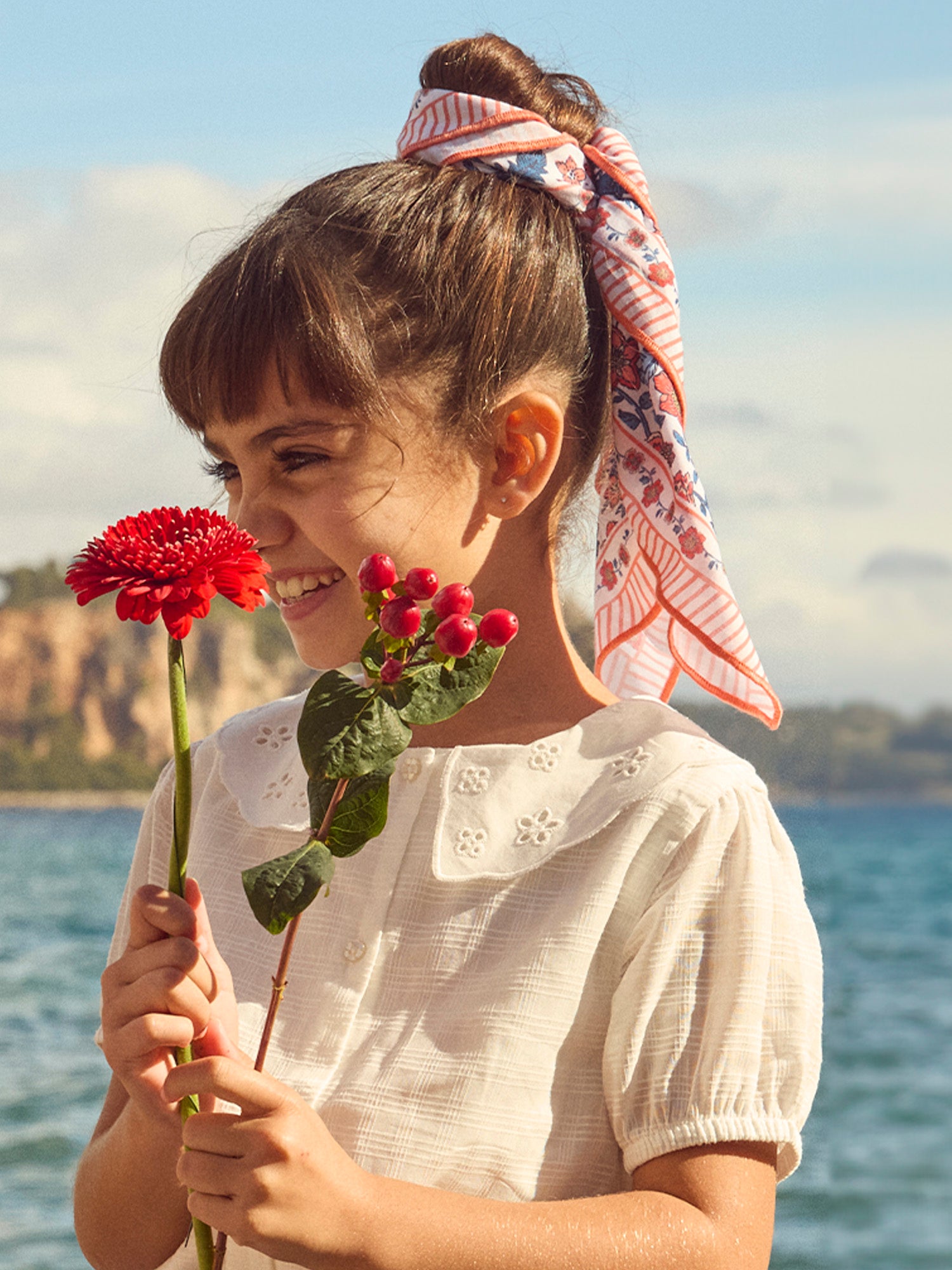 Floral print scarf Girl