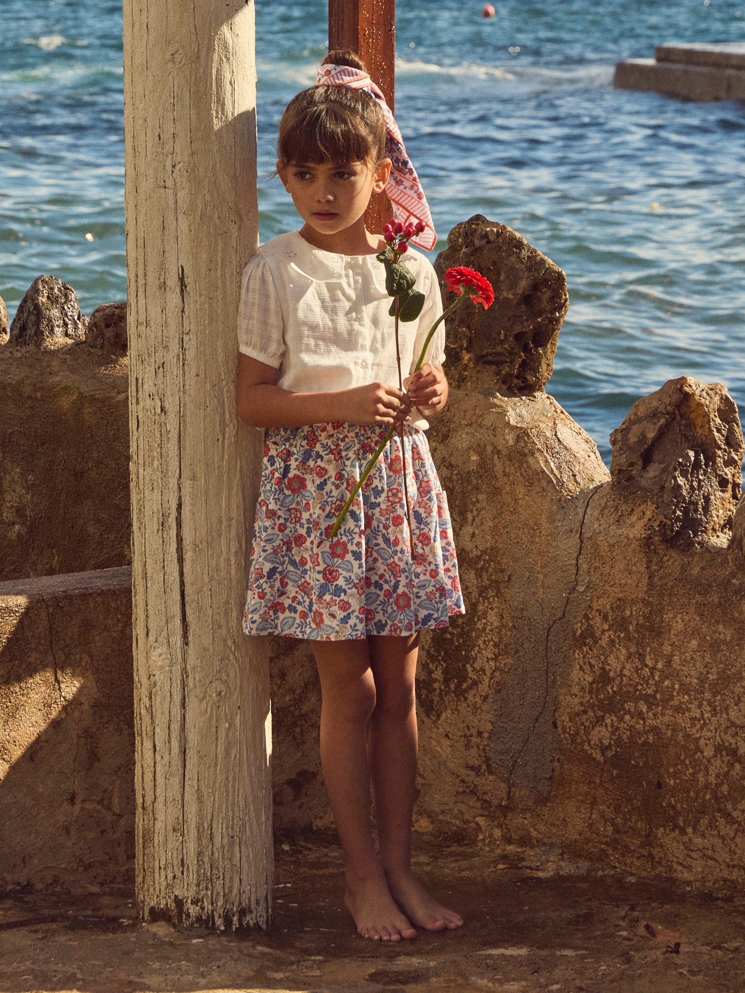 Floral print scarf Girl