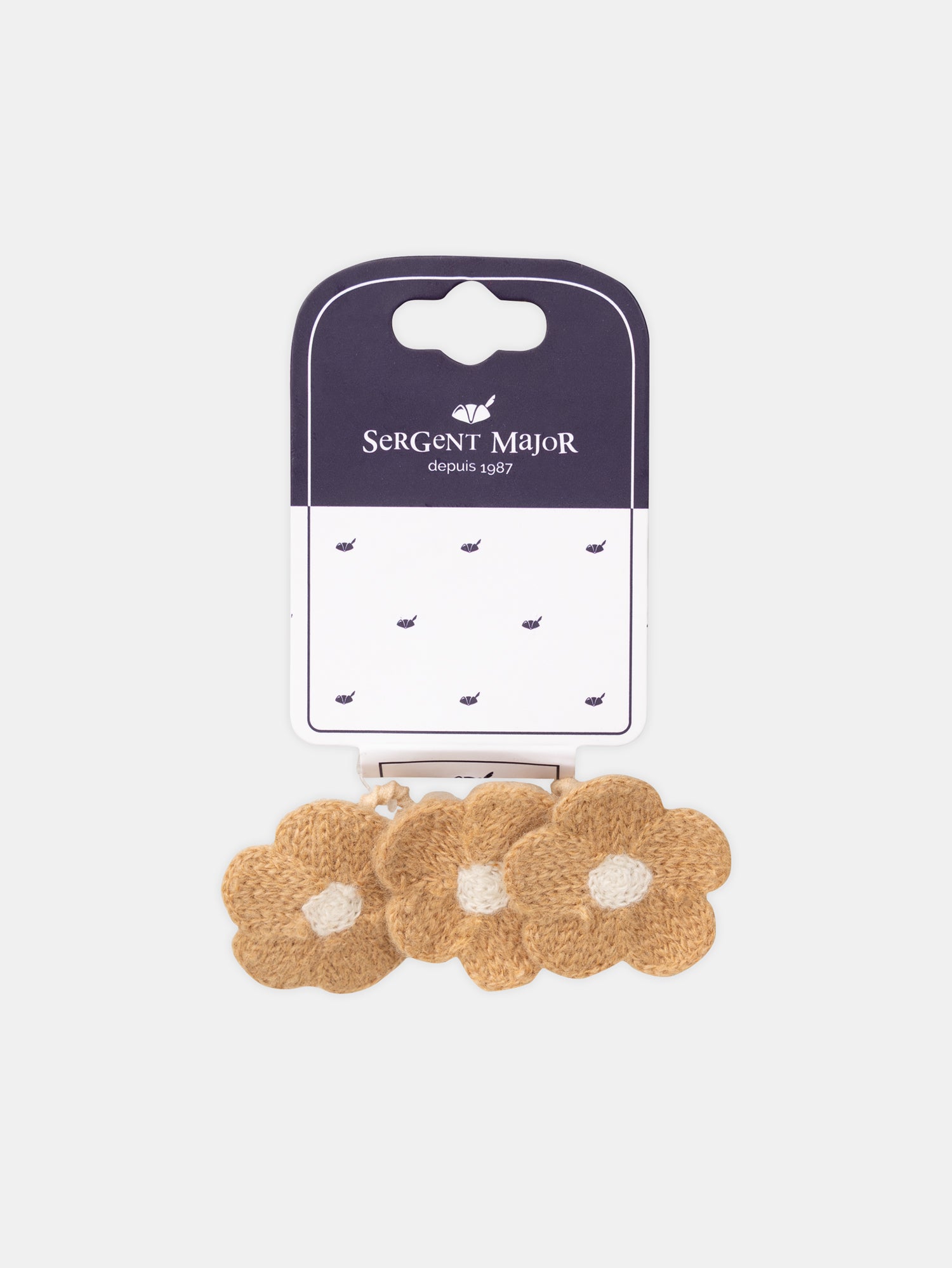 tmp/95027921213/files/7bf232bb-b941-4ce8-be97-482bcabdb872/26H4PFO4ELA_009_14bee836c8-c4aa-49db-b770-67065b59f304.jpg