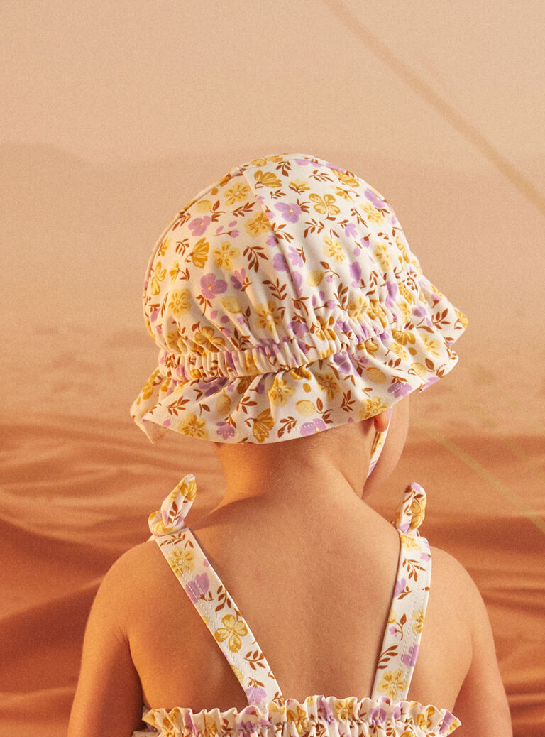 Off white HAT Off white HAT KITANIA / 24E4BFG2CHA001