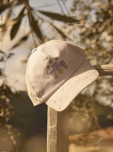 Off white HAT Off white HAT MLEKSETTE / 25E4PFO1CHA001
