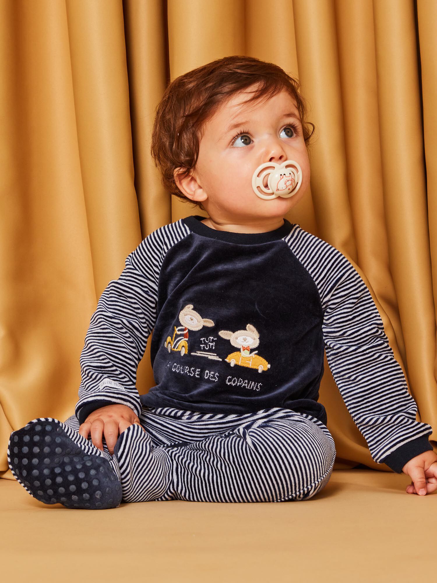 Baby boy velvet romper top