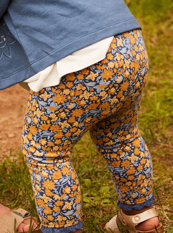 Off white blouse with leggings and floral headband 23E1BF81ENS001