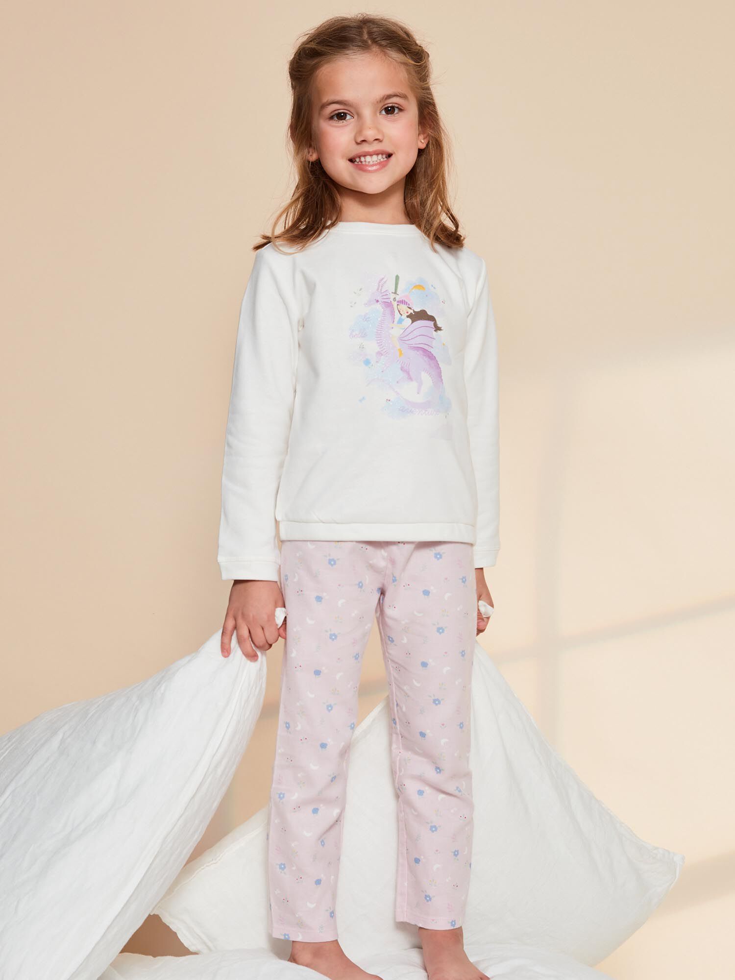 Pyjama set with dragon and signet ring Girl Sergent Major