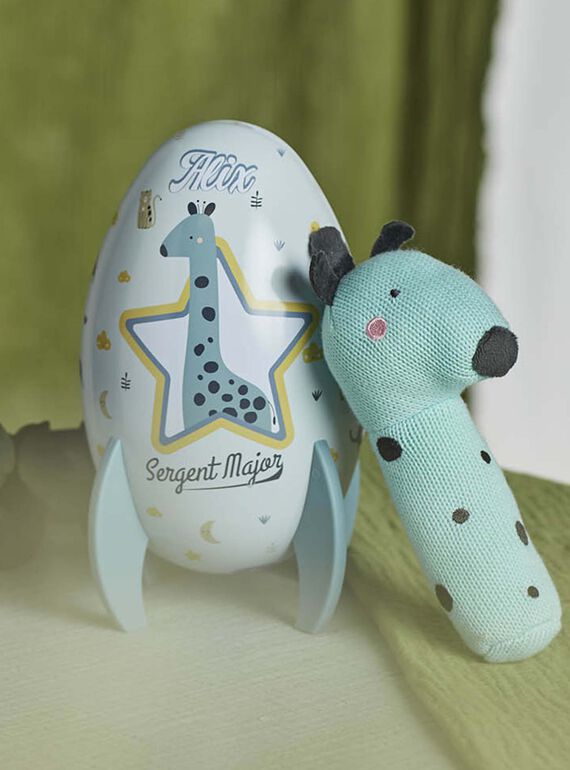 Easter egg knit giraffe rattle SMATI0009ALIX / 22E4BFX1JOU099