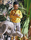 Yellow sweatshirt child boy jungle print CESWEATAGE / 22E3PG91SWEB114