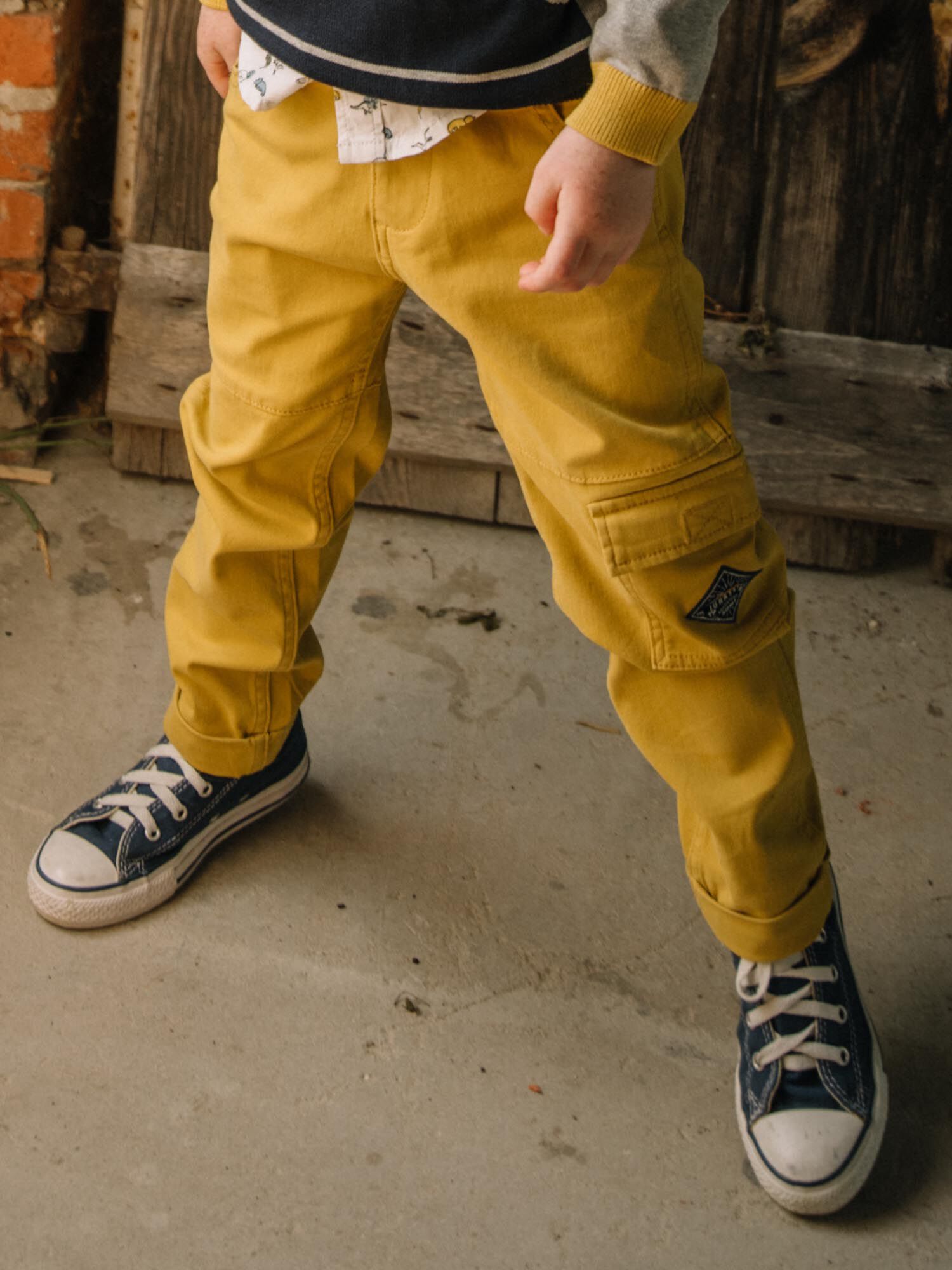 Yellow cargo trousers shop