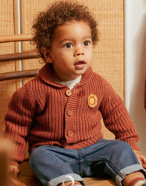 Baby boy earthy knit cardigan with sunny pattern CAAXEL / 22E1BG71GILI815