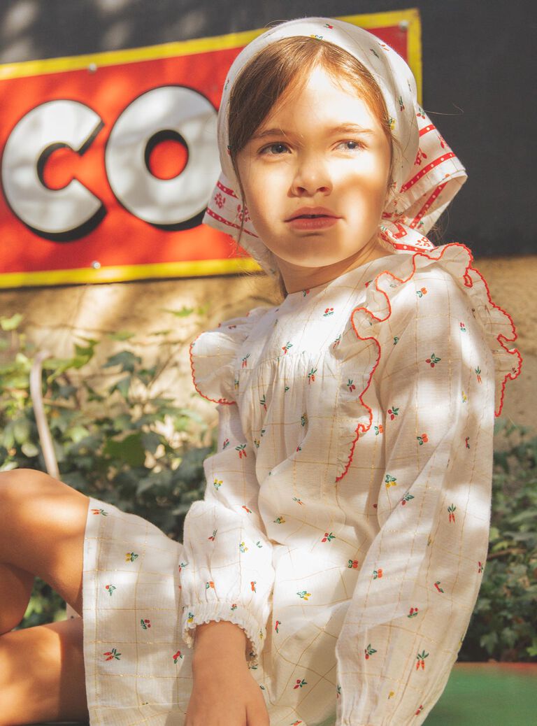 Fruits and flowers printed scarf FEFOLETTE / 23E4PFB1ECH001