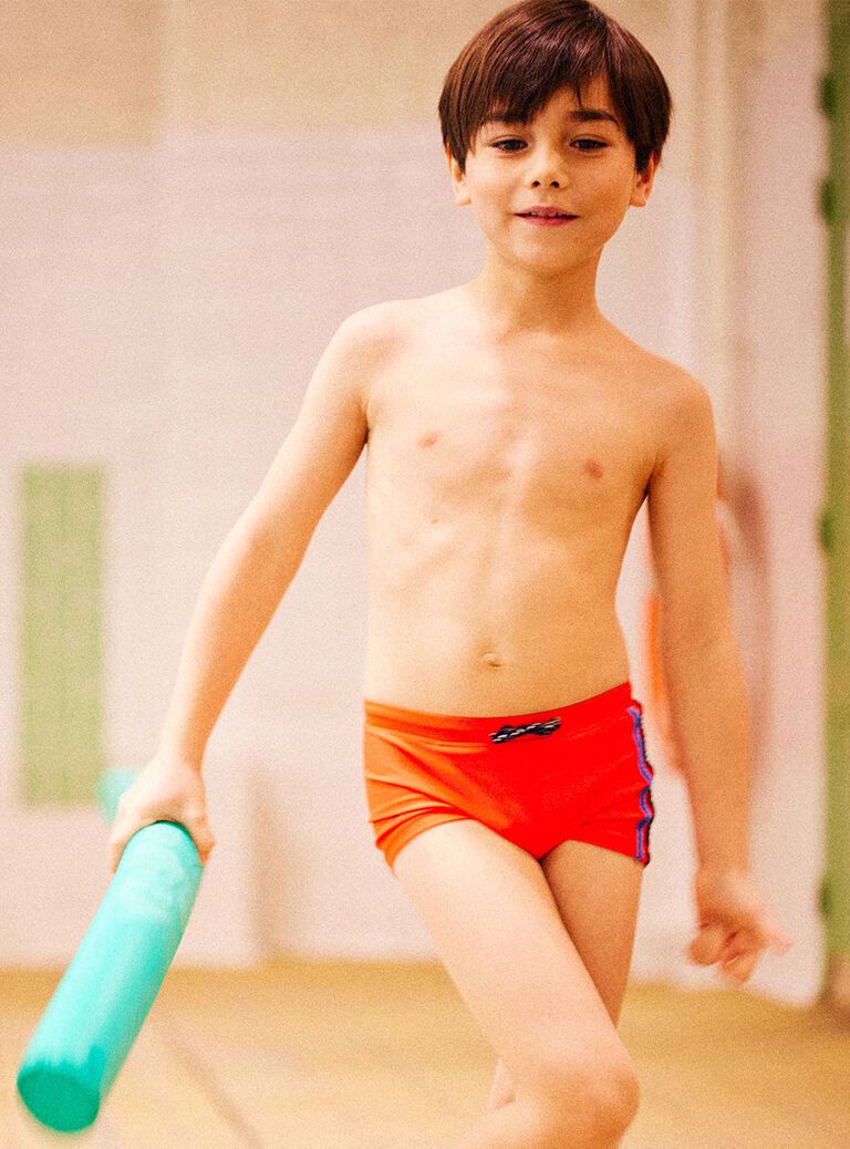 Red swimsuit with shark print child boy CYBOXAGE / 22E4PGO1MAIF509