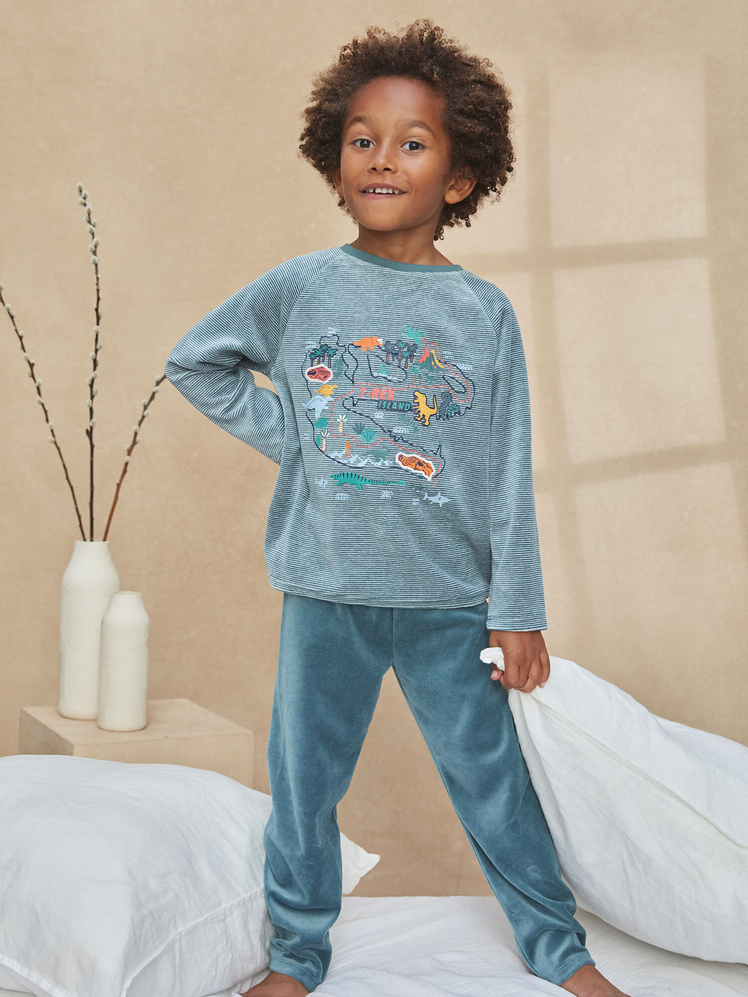 Pyjamas for 15 year old boy outlet