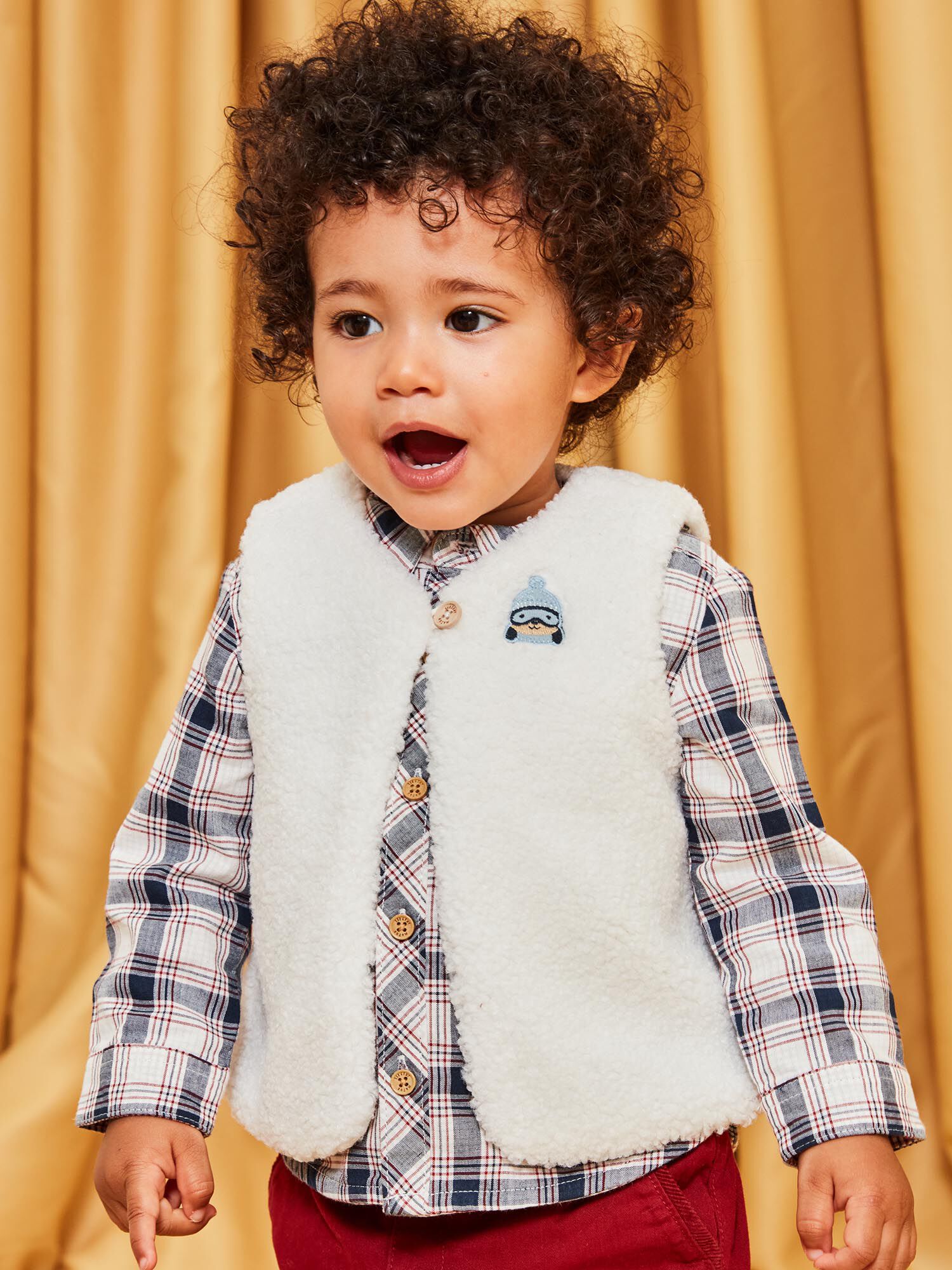 Off white synthetic fur sleeveless vest Boy Sergent Major