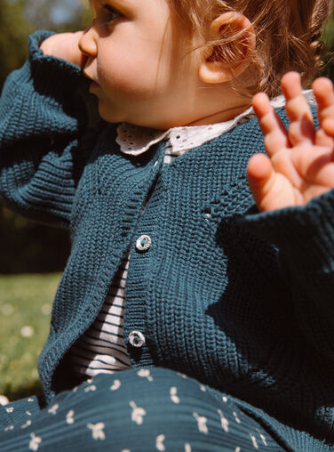 Emerald green cardigan in fancy knit GACAMILLE / 23H1BF82CAR608